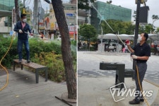 강북구의회 조윤섭 의원, 이성희 전 시의원수유일공원 가을 모기 퇴치를 위한 방역 활동에 나서!