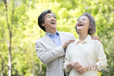 한국사이버진흥원, 노인심리상담사 자격증 등 80여 가지 무료수강