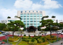 대전시 유성구, 유성구약사회·팜스영양약학회 행복누리재단에 후원물품 기탁
