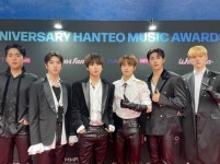 저스트비, 한터뮤직어워즈 블루밍 스타상 수상 어떤 상 받아도 어울리는 저스트비 되겠다