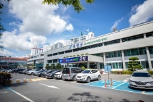 이재영 증평군수, 홍문표 의원실 방문 농정현안 설명