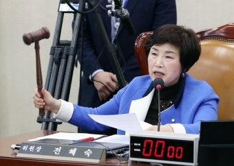 국회 울린 전혜숙 의원 '엄마의 마음' 통했다 [민식이법 통과]