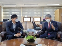 변광용 거제시장, 박종훈 교육감과 상문동 중학교 설립 협의