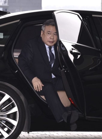 가짜 수산업자 '포르쉐 의혹' 박영수 특검...사의표명(종합)