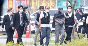 전자발찌 살인 사건, 영장없이 수색 강윤성법 제기