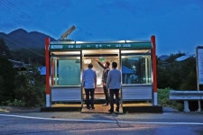 고성군, 군민 안전 지키는 버스승강장 태양광 조명 대폭 확대 설치