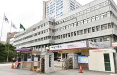 부산 해운대구청 집단감염...오미크론 변이 2명 확인