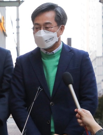 김동연, 대선후보 사퇴...이재명으로 후보 '단일화 선언'