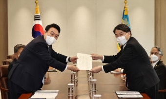 한일 정상간 만남 성사되나...관계 개선 여부 '주목'
