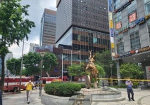 종로 르메이에르 20층 빌딩 5분 간 흔들 신고…1000명 대피후 전면통제