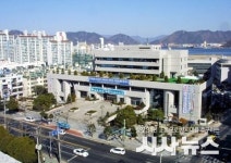 창원중앙도서관, 가상현실 기술로 도서관 둘러보기(VR) 제공