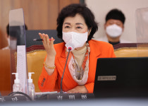 건강보험 급여 허위청구 6년간 8900억...허위 청구건수 약 1억