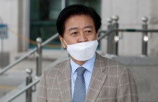 노웅래, 민주당 동료의원들에 제 문제로 안 끝날 것…버리지 말아달라