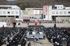 서울예대 입학식 개최...버추얼 휴먼 가수 설하루 23학번 입학