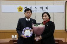 이진 의원, 제1교육위원회‘최우수 의원’수상