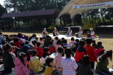 웃다리문화촌 봄축제, 품앗이 한마당에 빠져보자