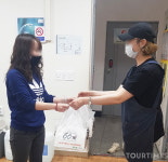 60계치킨 울산수암점, 수암동에 위치한 ‘징검다리 지역 아동센터’에 ‘사랑의 치킨 나눔’ 봉사활동