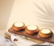 카페바움(KAFFEE BAUM), 갈릭치즈바움 출시
