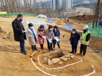 안양시의회 보사환경위원회, 매장문화재 출토 현장 방문