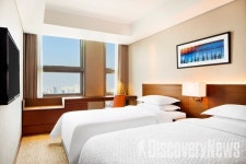 포포인츠 바이 쉐라톤 조선 서울역.명동 여름 패키지 선봬.. 와인과 함께하는 호캉스