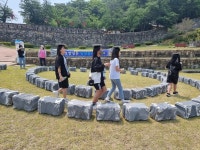 고창읍성 앞, 전통놀이 현대화 체험 프로그램 진행