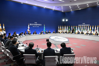 김현기 대한민국시도의회의장협의회장(서울시의회의장), 중앙지방협력회의서 대통령에게 