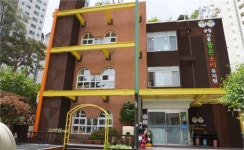 서울좋은소리유치원, 아이윙TV 책읽어주는 로봇 고양이 도입