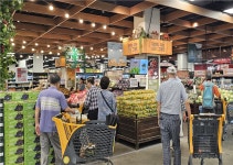 이마트 현장에서 배우는 키오스크 사용법…세종 어르신들 디지털 자신감↑