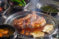 자곡동 맛집 ‘제주도세기를 굽다’, ‘두툼한 근고기’ 인기...일일 한정수량 판매로 철저한 신선도 관리 
