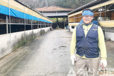 <본지·농협 주최 가업승계·축산창업 우수사례 공모전 ‘우수상’>가업승계 / 전남 무안 샛별농장 문만식·문석주 부자