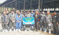 청주축협, 생축장 우량 암송아지 16두 추첨 공급