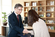 하림, 지역 인재 대학 입학금 쾌척