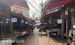 [르포] 재난지원금 쓰러 오시겠죠...기대감 부푼 시장 상인들