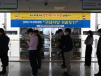 [코로나19] 신규 확진자 343명...이틀 연속 300명대