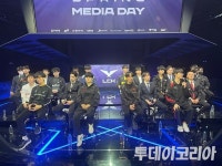 [현장+] 우승 멤버 유지한 챔피언 LCK 9개 팀, 한목소리로 T1 경계
