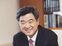 권오갑 한국프로축구연맹 총재, 4선 연임 확정···K리그2는 14팀 체제