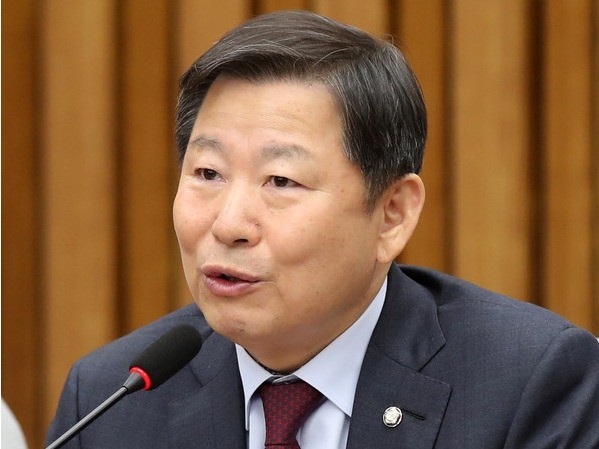국민의힘 의원 아들에게 대마를 공급한 혐의자 1명 검거, 관련 4명 추가 피의자 정밀조사 중