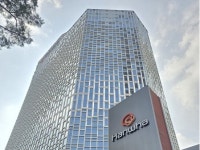 [특징주] 승계 자금 우려 불식하고 주주친화 정책 펼친 한화에어로, 장중 5%대 급등