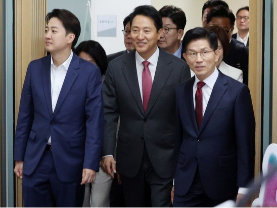 이재명, 이준석과 김문수 단일화 가능성에 높아진 관심...당선 변수로 작용 중
