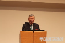 [투코현장] 이중근 회장, 제13대 UN한국협회 회장 취임···UN데이 공휴일 지정 재추진할 것