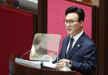 김민석 