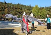 공연 아카이브 사진전-찰나 동행에서 고성 오광대 공연 펼쳐져!