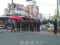 장진규 마산합포구청장, 신마산 번개시장 방문