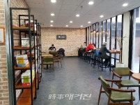 가평군, 공공도서관 북카페 호응 