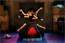 100분짜리 노래 한 곡을 보여 드리겠습니다 극단 벼랑끝날다 음악극 카르멘