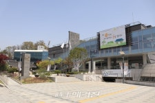 김정희의 생부가 지은 과천별장 과지초당(瓜地草堂)