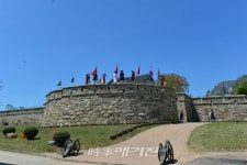 고창 무장읍성에서 조선시대 체험해 보세요