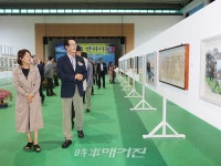 신안군, 섬에서 열리는「천사섬에 반하다 展」