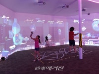 롯데백화점 평촌점(범계역) 식품관 2층 문화홀, VR 테마 가족 놀이공간 V 리얼 파크 성황!