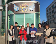 강진군장애인종합복지관, 천사들의 나눔방에 우드버닝 작품 기부